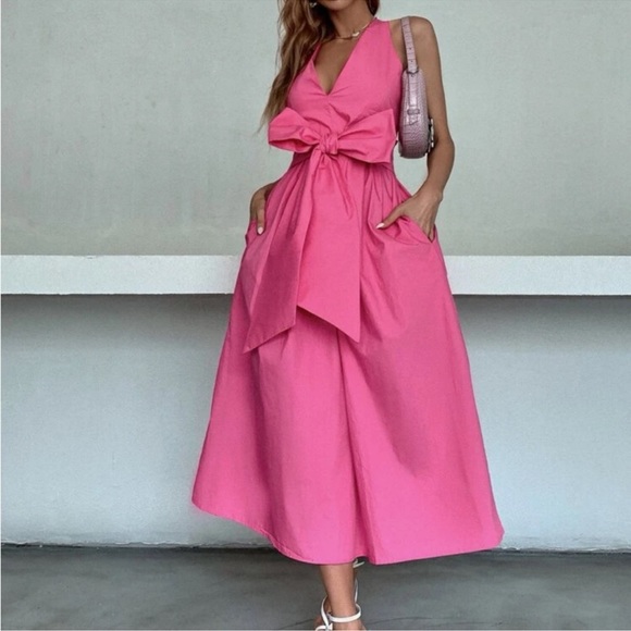 🎀Pink Dress🎀 - Picture 2 of 3